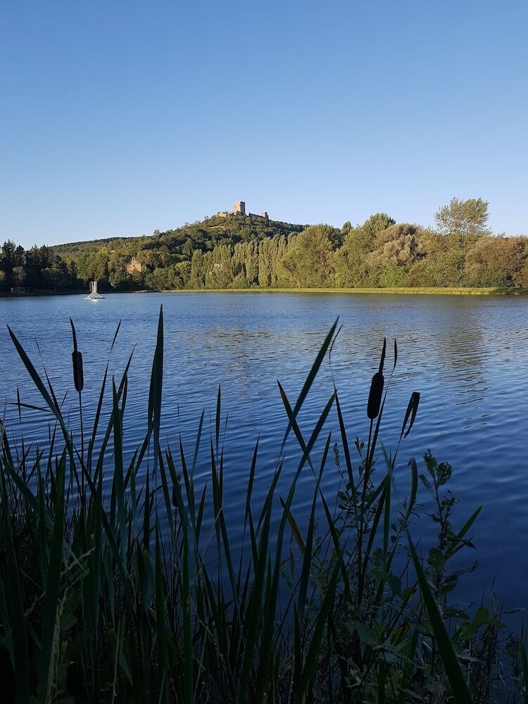Bed & Breakfast La Cocagni�re - In A Rural Location