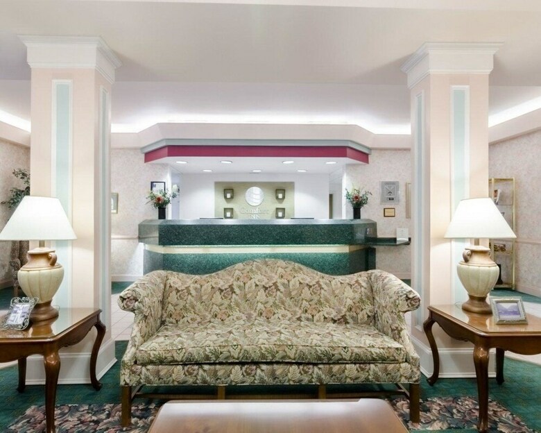 Hotel Comfort Inn