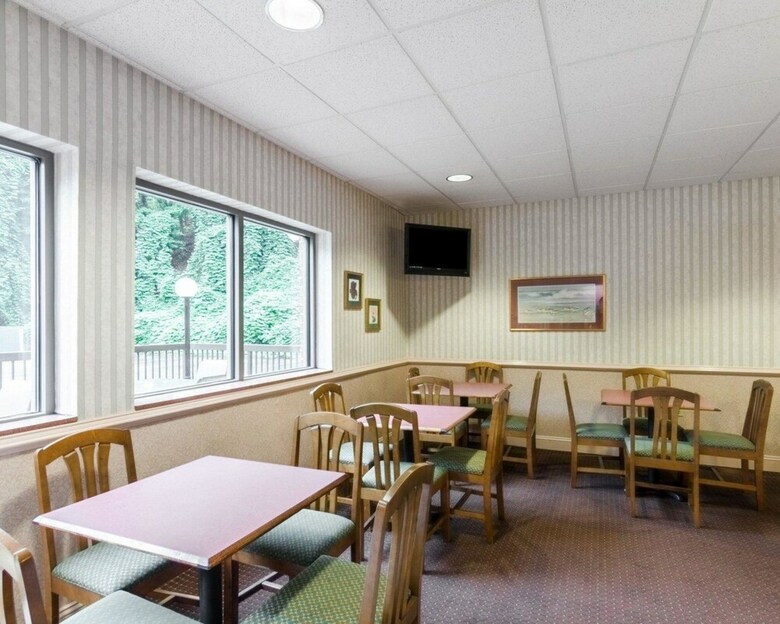 Hotel Comfort Inn