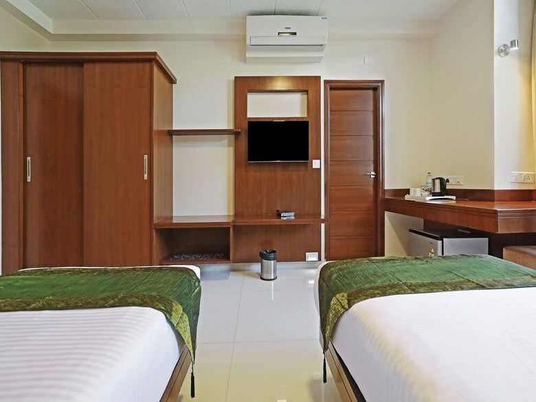 Hotel Treebo Trend Akshaya Bull Temple