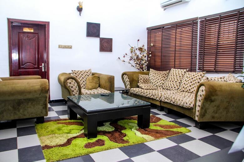 K-yellow Hotel & Resort