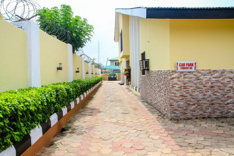 K-yellow Hotel & Resort