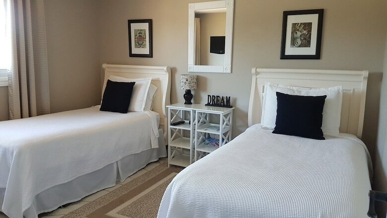 Christine's Bed And Breakfast By Elevate Rooms