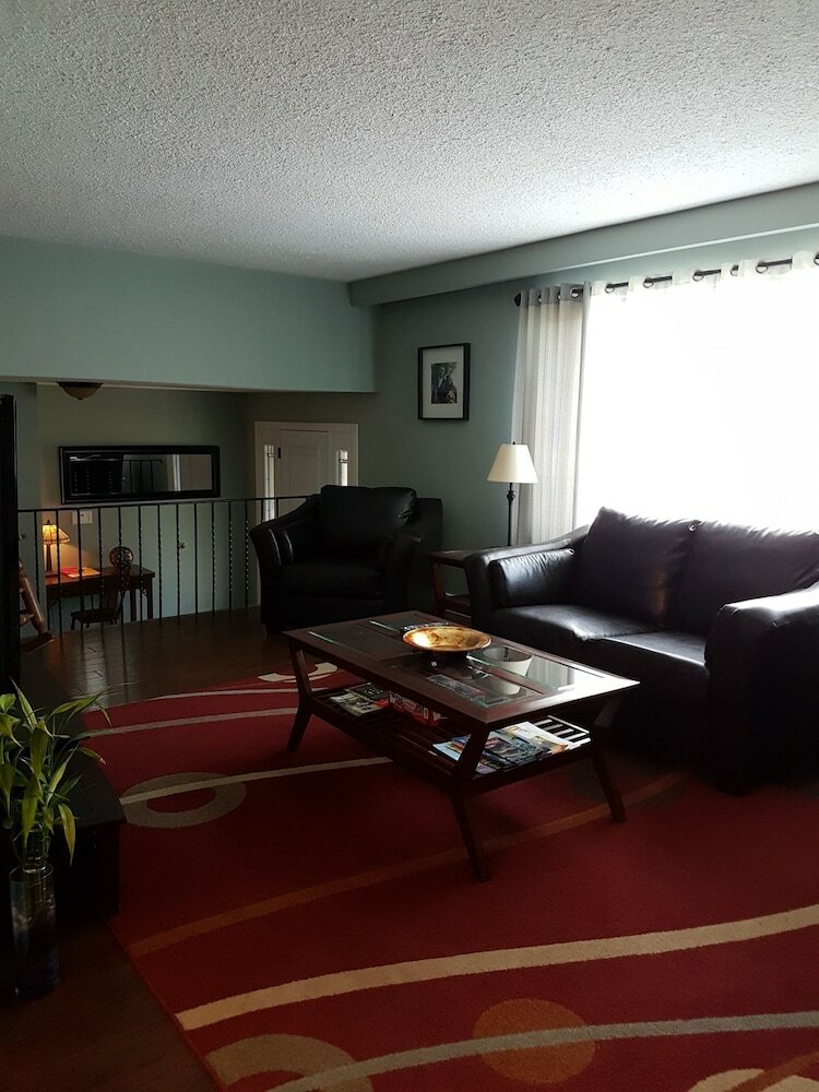 Christine's Bed And Breakfast By Elevate Rooms