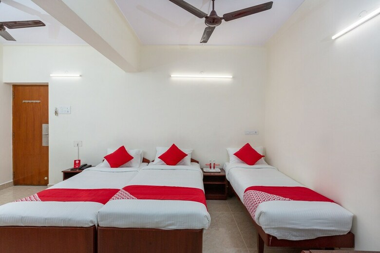 Hotel Oyo 17298 Flagship Kishore Inn