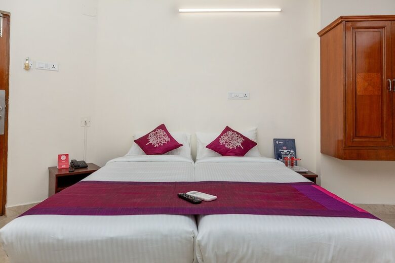 Hotel Oyo 17298 Flagship Kishore Inn