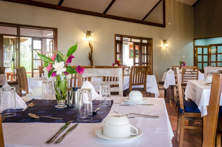 Posada Emburara Farm Lodge