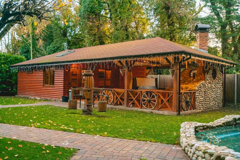Apartamentos Brook Barn With Sauna & Jacuzzi