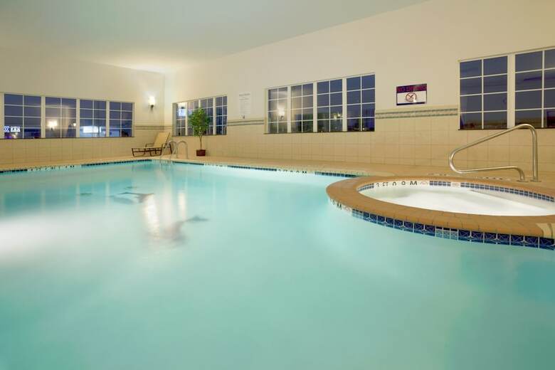 Hotel Holiday Inn Express & Suites Georgetown