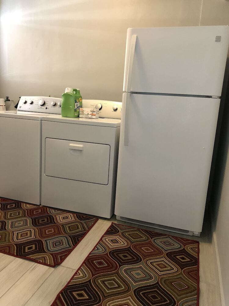 Apartamentos Perez Ipao Apts