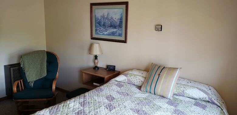 The Sleepy Hollow Motel