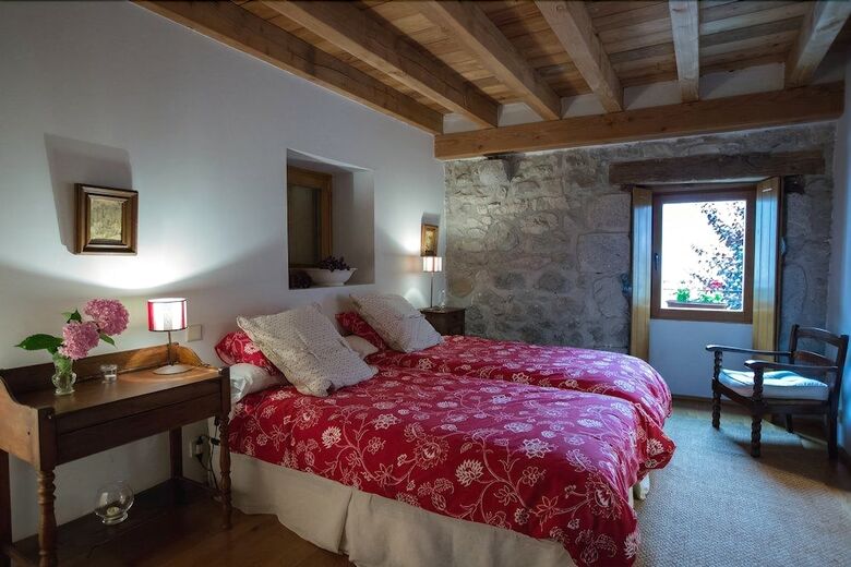 Agroturismo Casa Rural Azpikoetxea