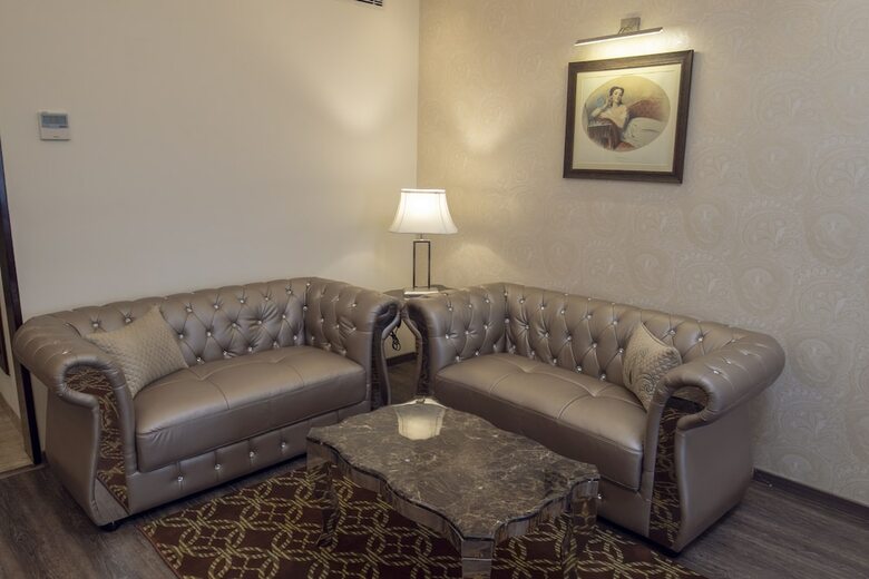 Hotel Zone By The Park Jammu