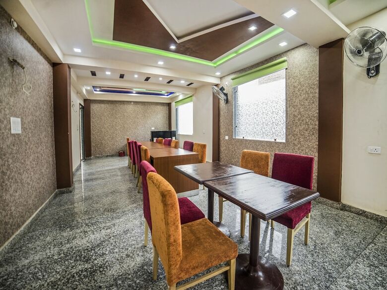 Fabhotel Glorify Stay