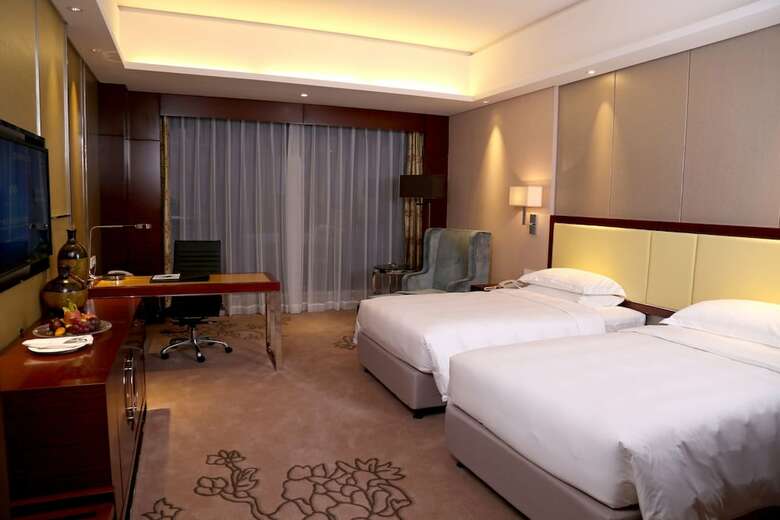Guangzhou Changfeng Gloria Plaza Hotel