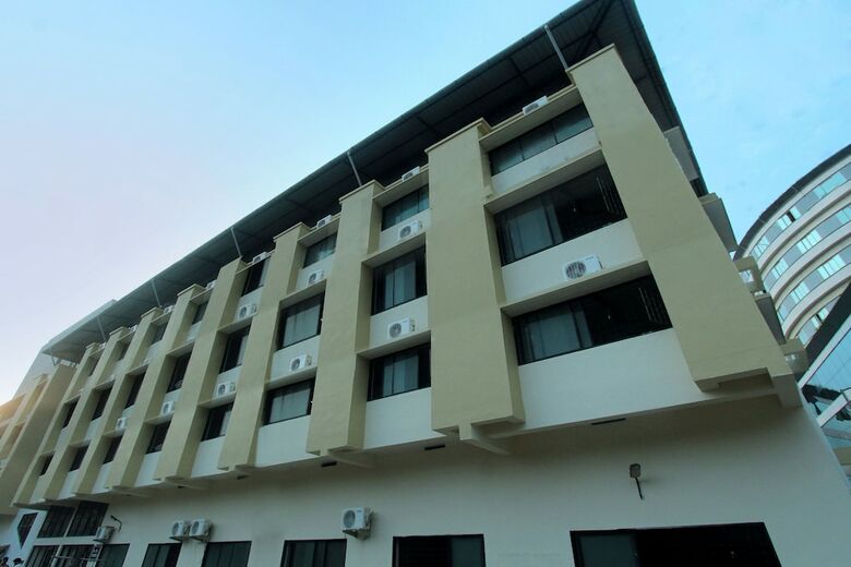 Hotel Oyo 24721 Sweven Stays