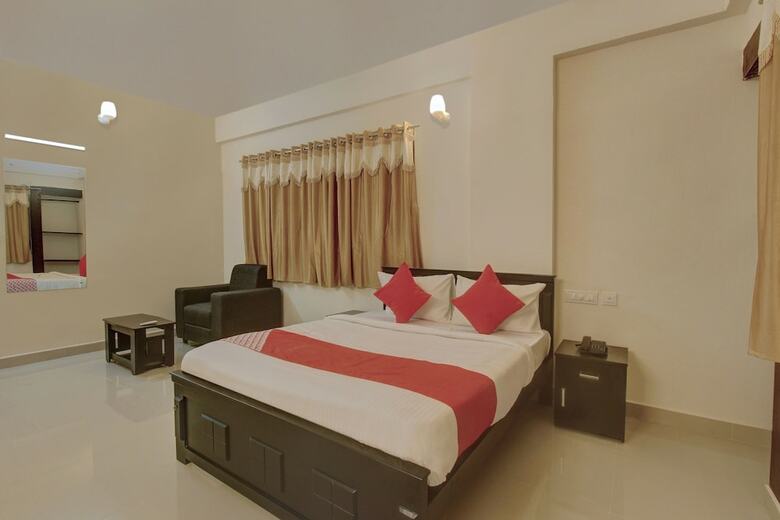 Hotel Oyo 24721 Sweven Stays