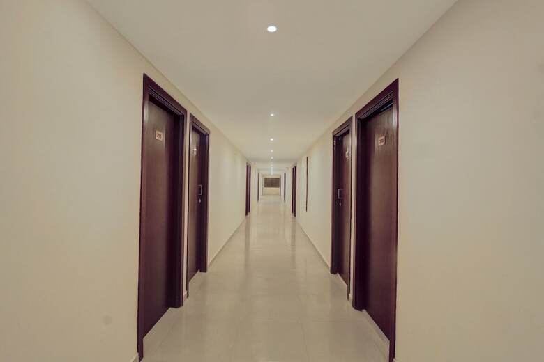 Hotel Oyo 24721 Sweven Stays