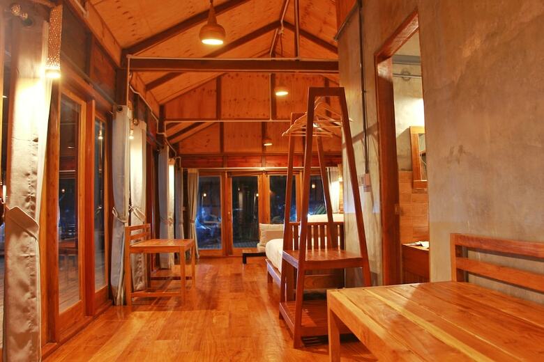 Hostal Demoso Lodge