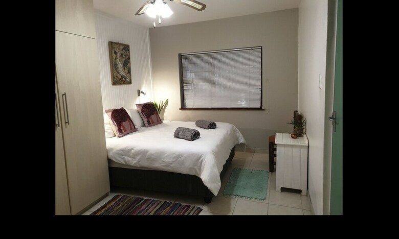 Apartamentos Paradise Self-catering Units
