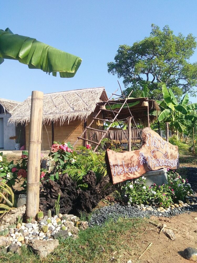 Hotel Nathasa Homestay
