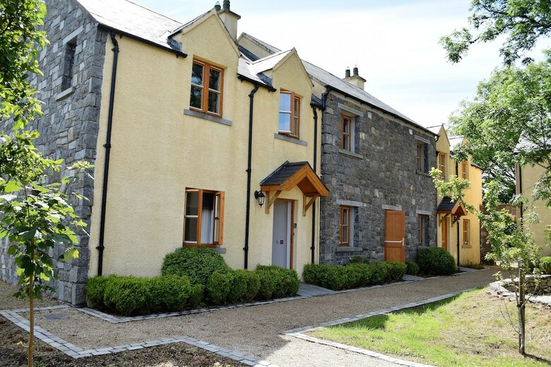Apartamentos Burren Court