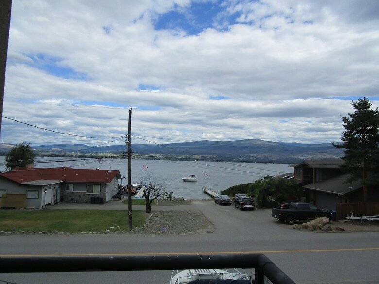 Hotel Luxury Lakefront Rooms