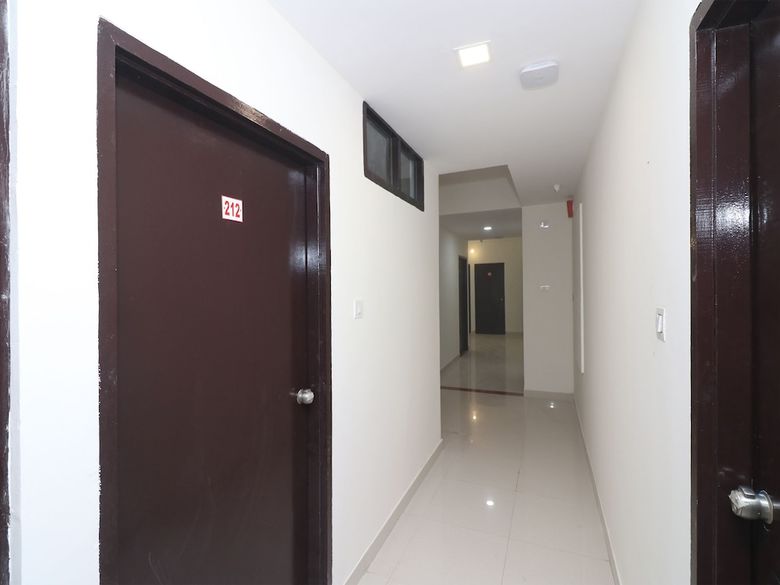 Hotel Oyo 24051 Flagship Shubh Inn Gomti Nagar
