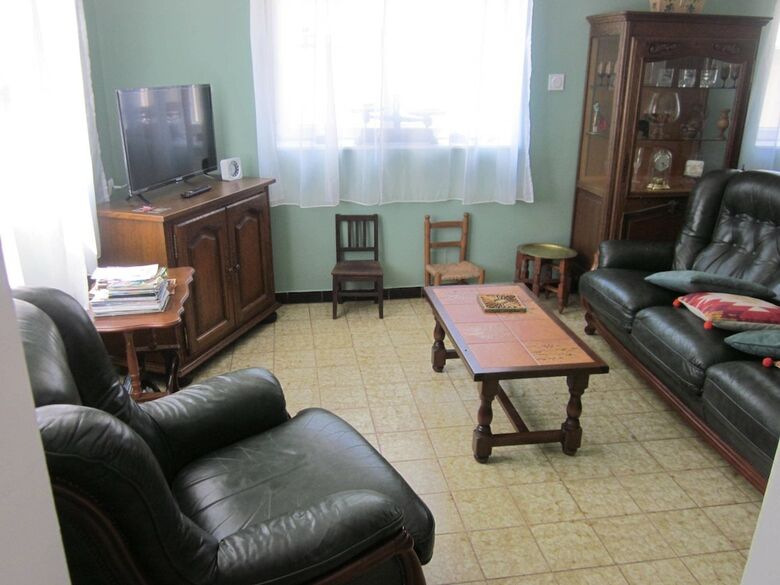 Hotel Chambres Dans Maison de Vacances Avec Spa Ext�rieur
