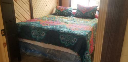Stoneburg Cove Resort