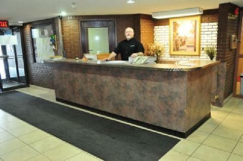 Hotel Red Carpet Inn And Suites - Sudbury