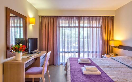 Hotel Porto Platanias Beach Resort And Spa