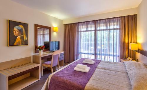 Hotel Porto Platanias Beach Resort And Spa