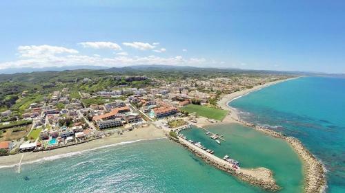 Hotel Porto Platanias Beach Resort And Spa