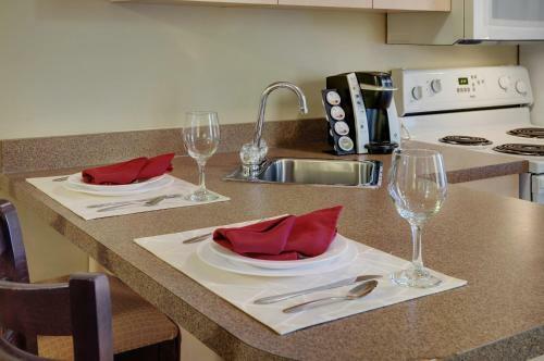 Hotel Pomeroy Inn And Suites