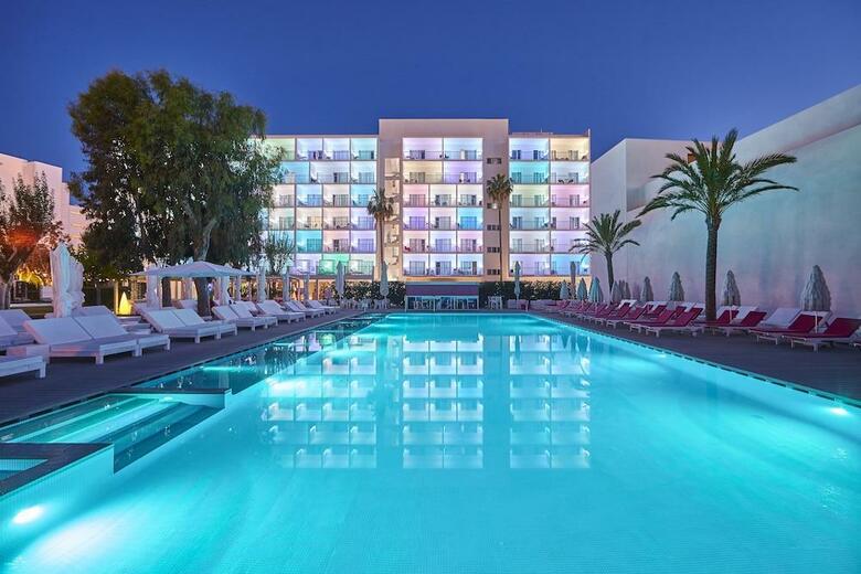 Hotel Astoria Playa