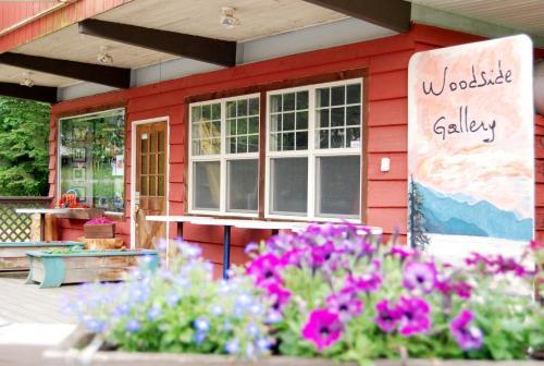Koffee Kettle Motel