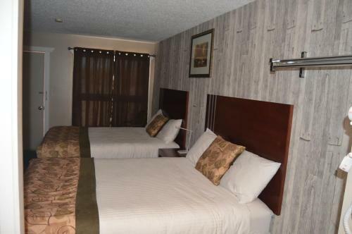 Wheel Inn Motel