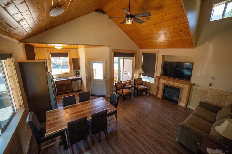Hotel Manning Park Resort