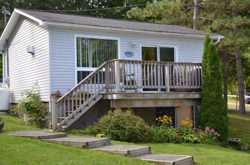 Hotel Oakview Lodge & Marina