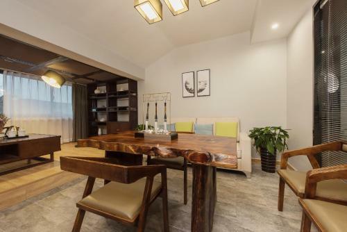 Hostal Tongli Hanshe Guesthouse