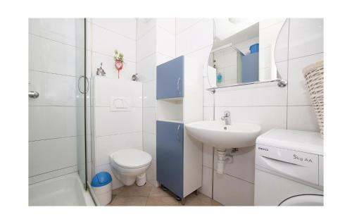 Two-bedroom Apartment In Kastel Sucurac