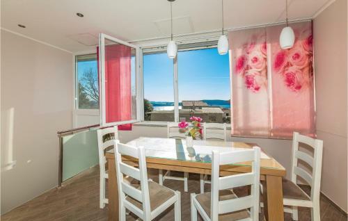Three-bedroom Apartment In Kastel Sucurac