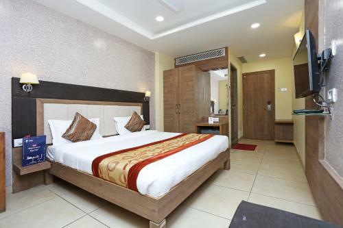 Capital O 1547 Hotel The Oasis