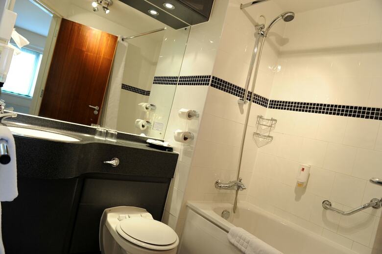 Hotel Holiday Inn Garden Court  Wolverhampton