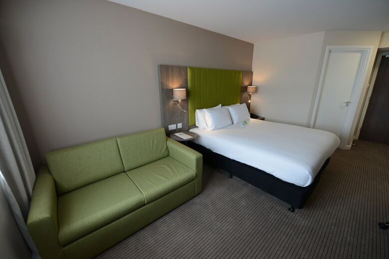 Hotel Holiday Inn Garden Court  Wolverhampton