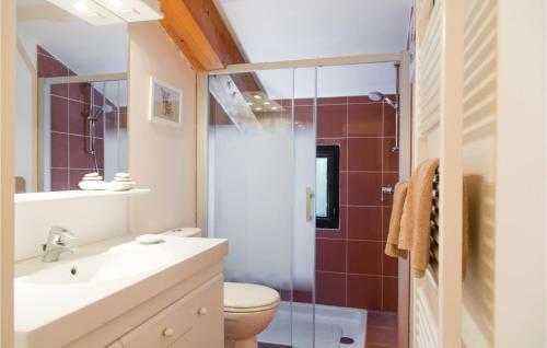 Four-bedroom Holiday Home In Chatillon En Diois