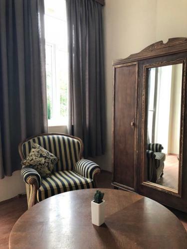 Hostal Acacia Guest House