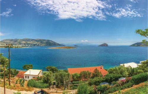 Five-bedroom Apartment In Porto Rafti, Attiki