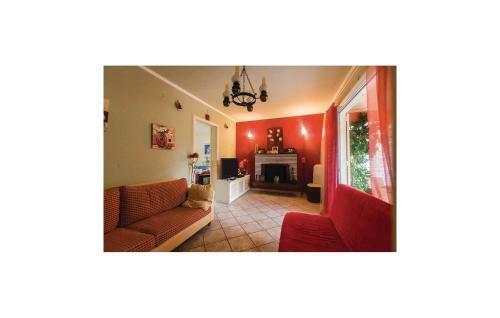 Three-bedroom Holiday Home In Artemida